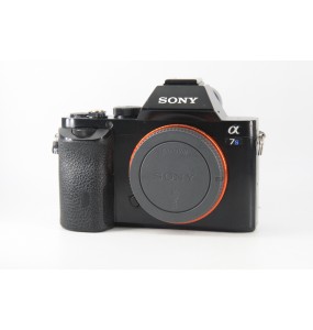 Sony A7S refiltré 400-700 nm pour astrophotographie